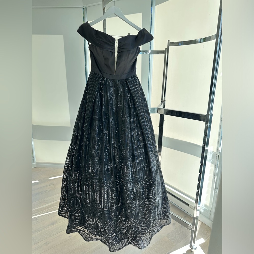 【SOLD】Black designer brand satin top off shoulders a line dress